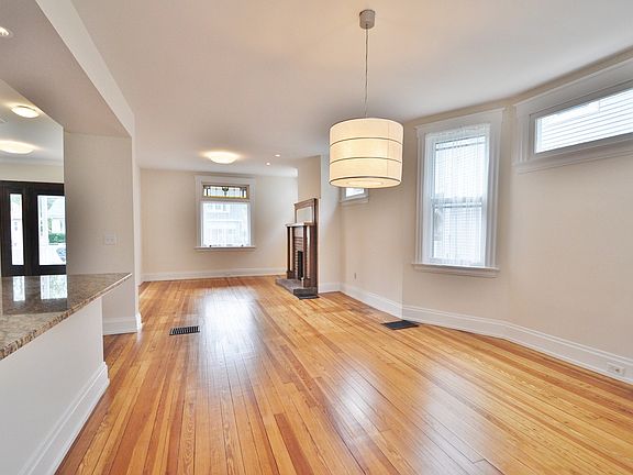 5th image of 4223 Millsbrae Ave
