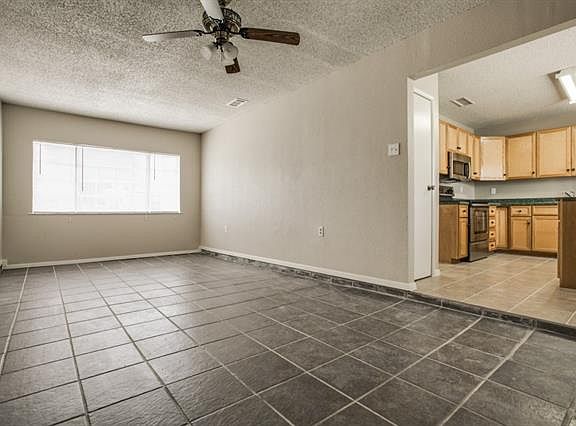4th image of 2635 Whippoorwill Dr
