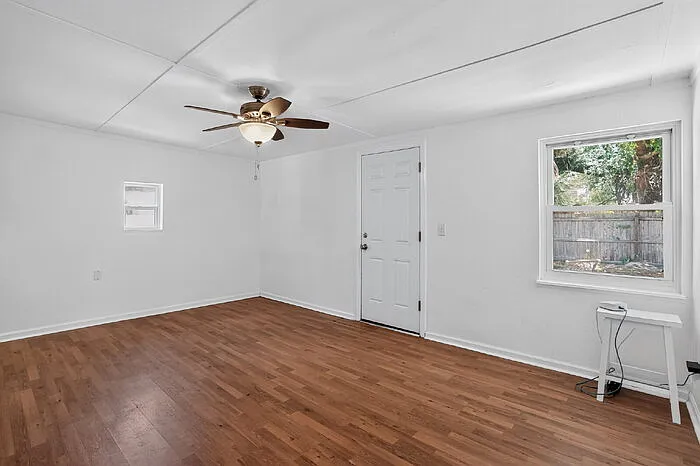 2617 Nassau St — Photo 12