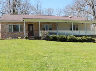 356 Crisswell Rd, Butler, PA 16002