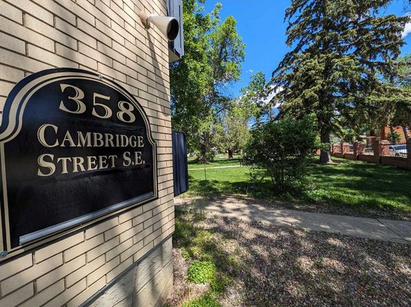 358 Cambridge St SE #1, Medicine Hat, AB T1A 0S8