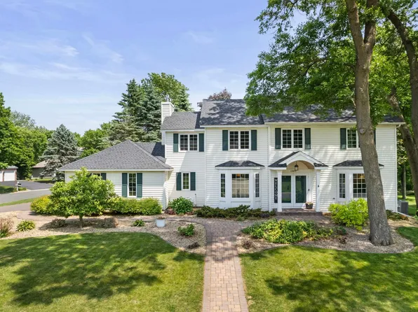 13870 Daphne Ln, Rosemount, MN 55068