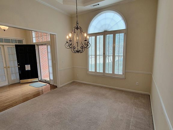 5th image of 225 Lockmeade Way