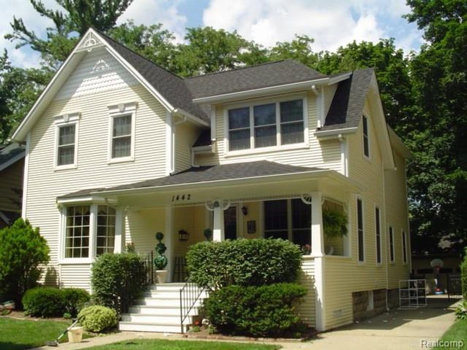 1st image of 1442 Sheridan St