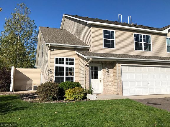 2nd image of 617 Meadow Ln