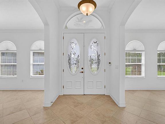 4th image of 42808 ROYAL TRAILS ROAD