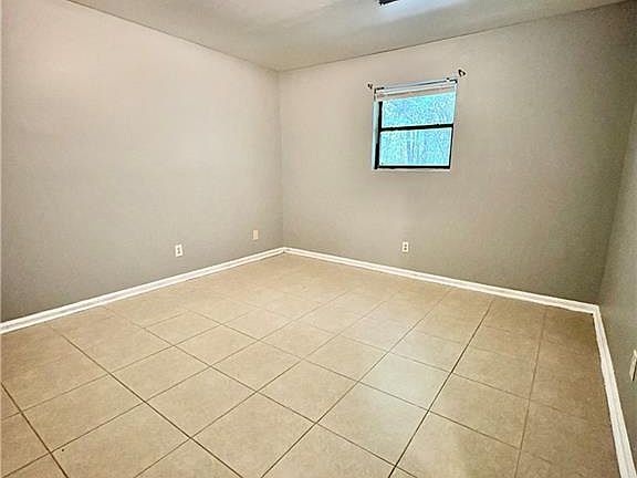 5th image of 1502 Oakshire Ct