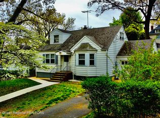 15 Oak Ridge Ave, Nutley, NJ 07110