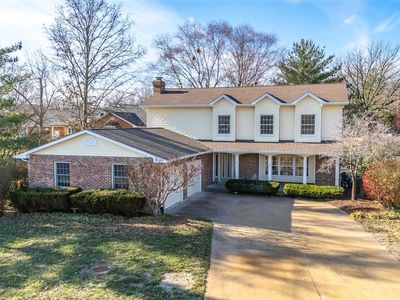 5137 Carriage Trace Dr, Saint Louis, MO, 63128