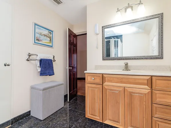 174 Barbara Street image 22 of 37