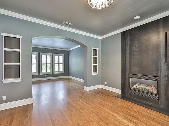 3rd image of 3103 W Harbor View Ave