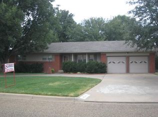 2807 W 18th St, Plainview, TX 79072