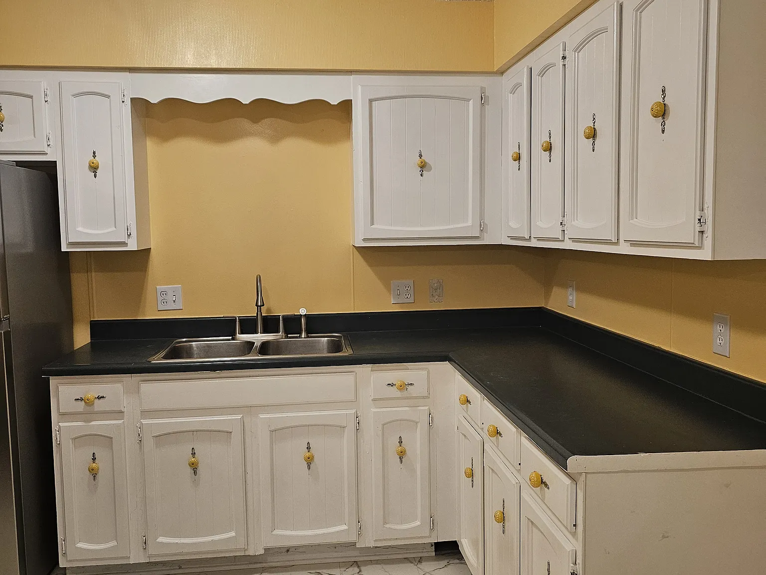 1 bed, 900 sqft, $1,100 — Photo 4