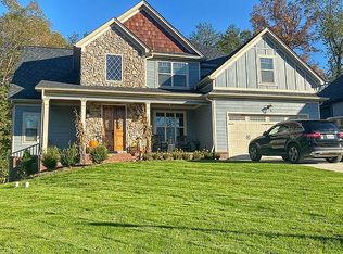 9016 Vintage Ln, Ooltewah, TN 37363