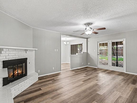 3rd image of 2728 Jewell Dr