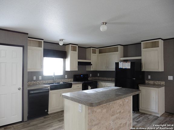 3rd image of 1208 Loranca Dr