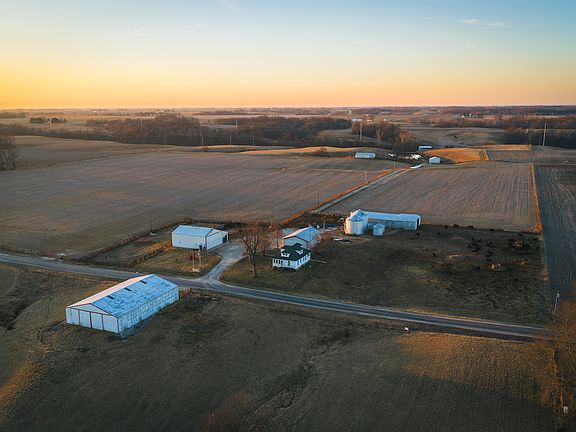 4th image of 651 Spunky Ridge Rd