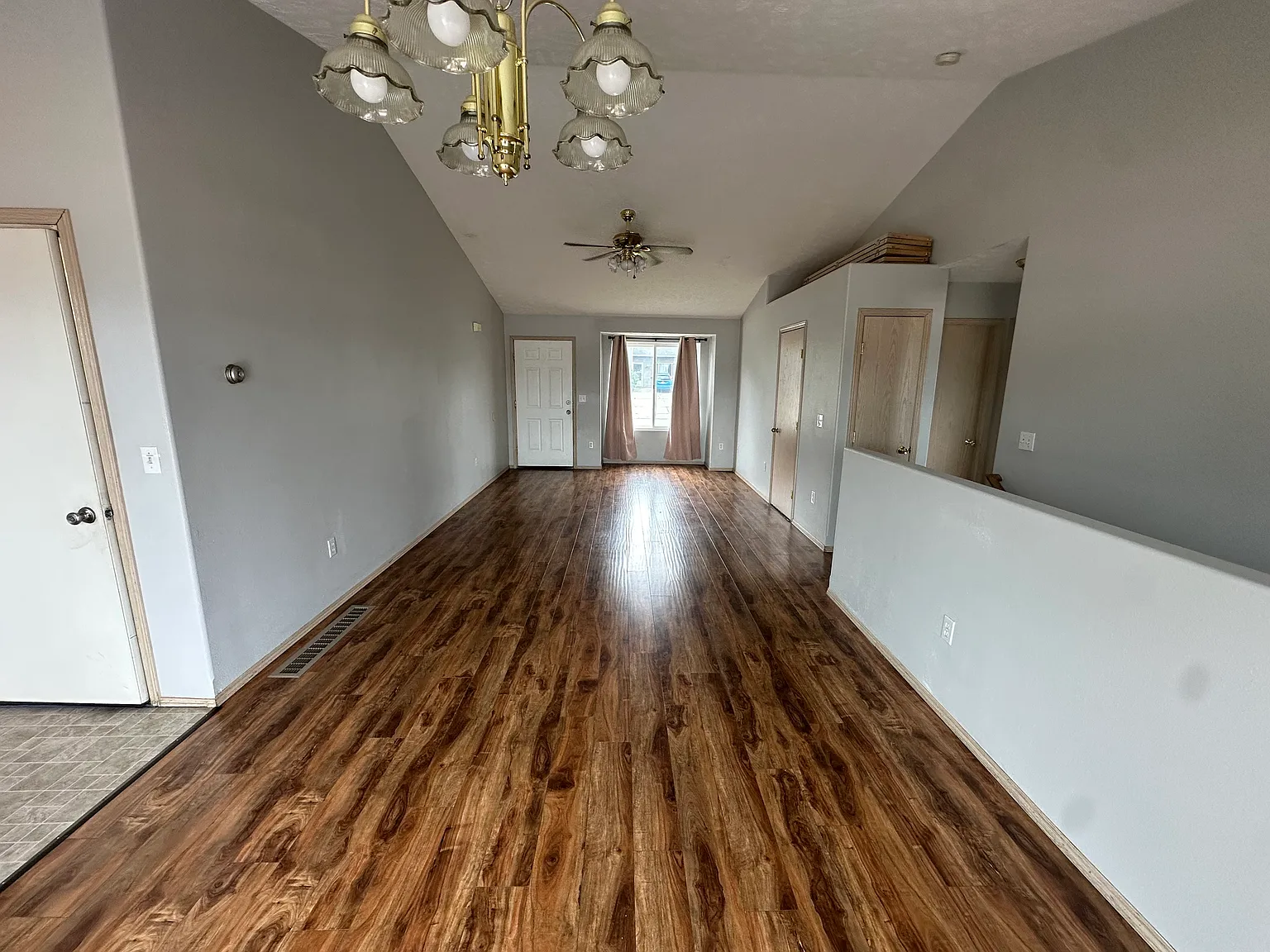 3 bed, 1800 sqft, $1,900 — Photo 4