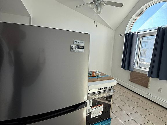 2nd image of 3709 Broadway #3F