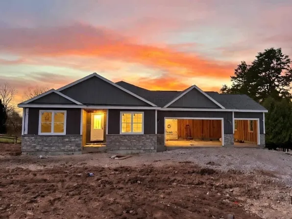 218 Glacial Ter, Ripon, WI 54971