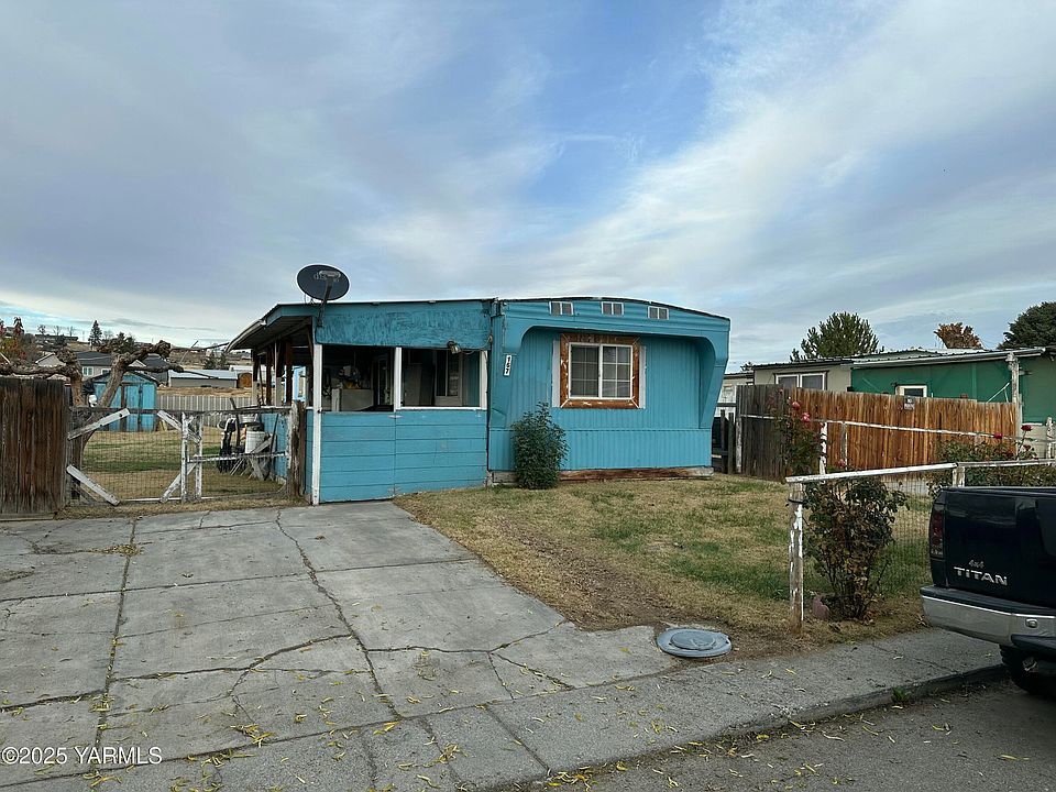 2nd image of 131 Parkland Dr Unit 167