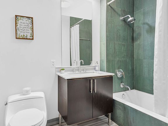 5th image of 2-40 51st Ave #3F