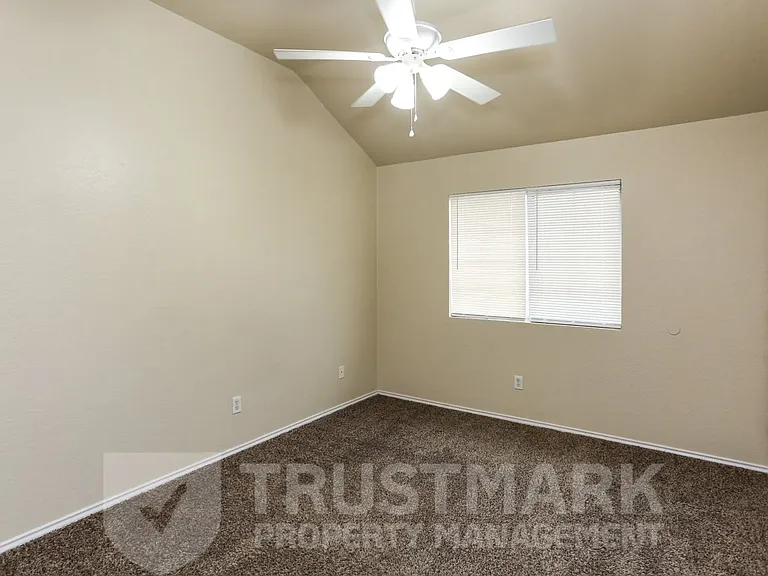 4501 Mattie Dr #B — Photo 15