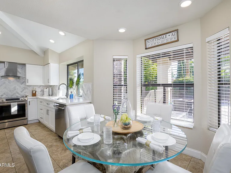 6709 E Sandra Ter — Photo 15