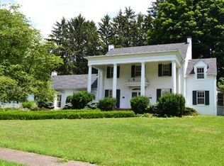 1004 Heatherwood Rd, Bluefield, WV 24701