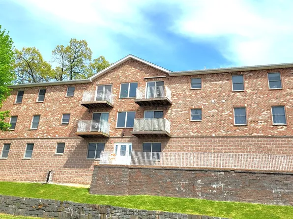 118 Bergen Blvd APT 2D, Palisades Park, NJ 07650