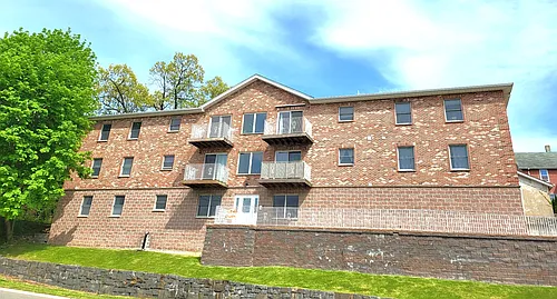 118 Bergen Blvd #2D Photo 1