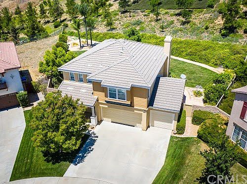 4th image of 11796 Sheridan Ct