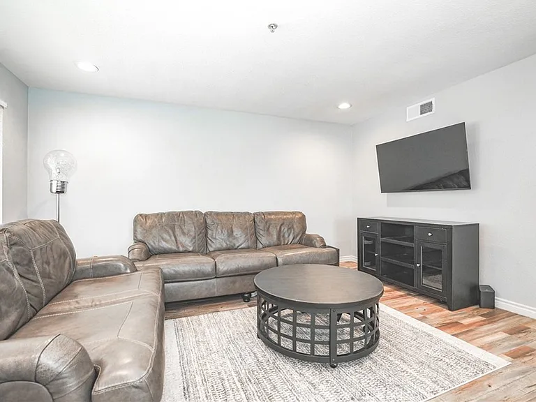 8734 E Indian Hills Rd #F — Photo 4