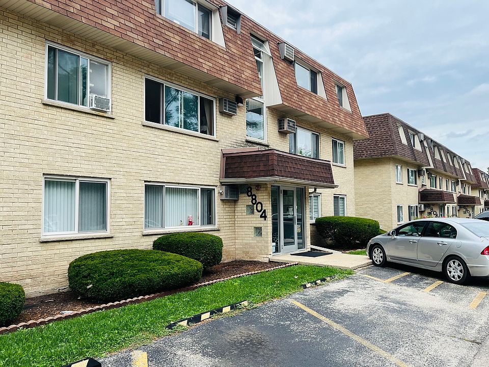1st image of 8804 Briar Ct APT 2A