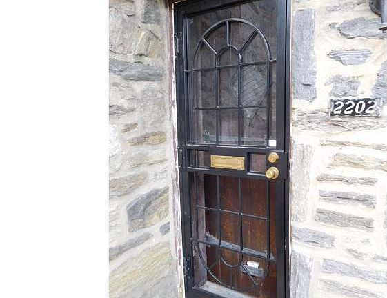 2nd image of 2202 N Salford St