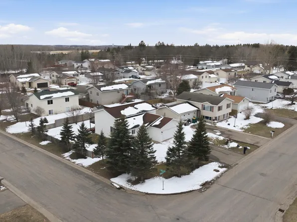 2822 Addison Ave, Brainerd, MN 56401