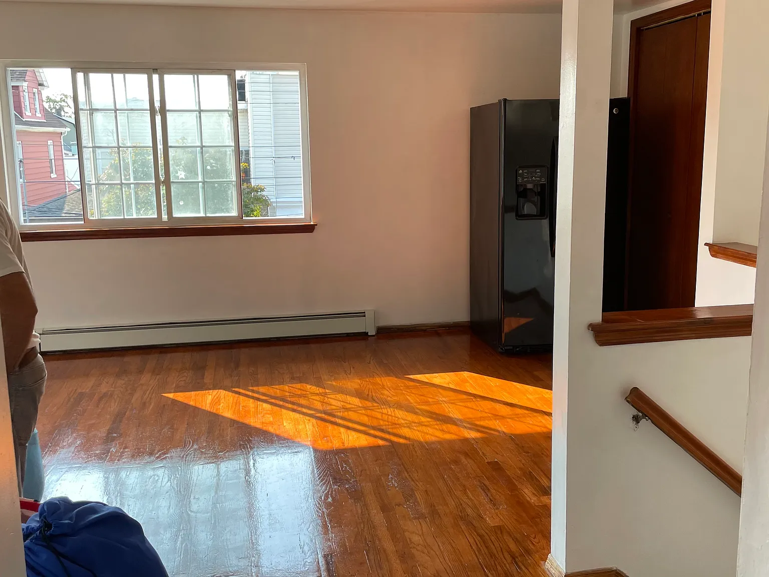 3 bed, 2204 sqft, $3,500 — Photo 2