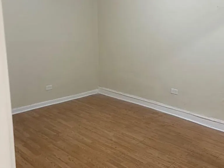 2900-04 N Laramie Avenue W George St #5200-06 — Photo 28