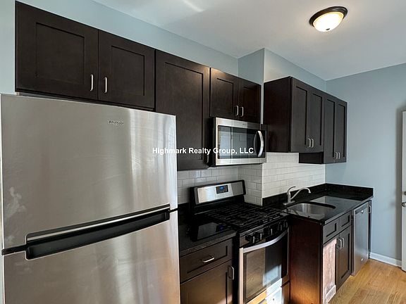 5th image of 1644 W Pratt Blvd #1B