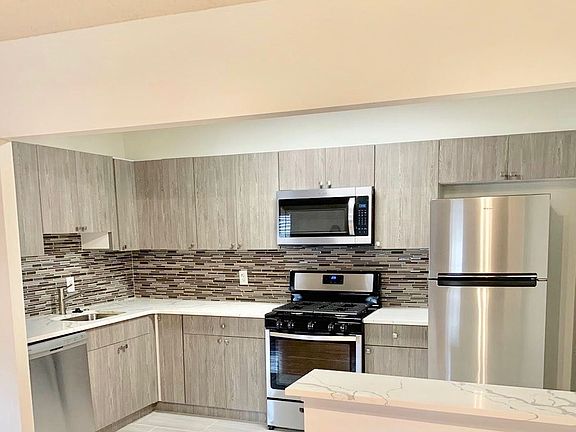 2nd image of 1800 E Passyunk Ave #3