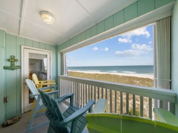 (undisclosed Address), Carolina Beach, NC 28428