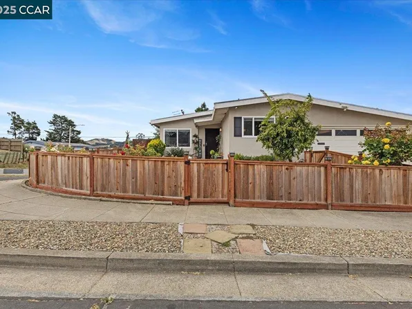 3034 Parker Rd, Richmond, CA 94806