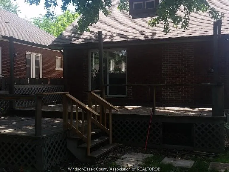 840 Jos Janisse Ave — Photo 2