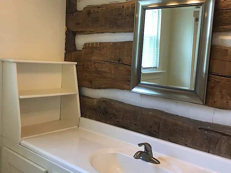 6514 Creek Rd — Photo 10
