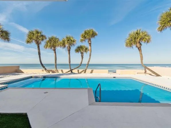 1520 Gulf Blvd, Belleair Beach, FL 33786