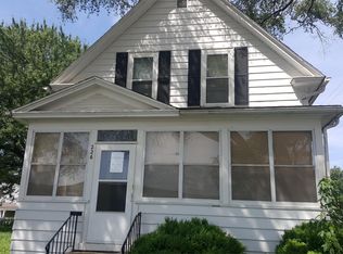 226 9th St NW, Cedar Rapids, IA 52405