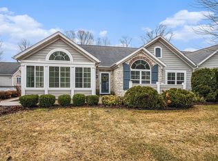 3096 Riverview Ln, Benton Harbor, MI 49022