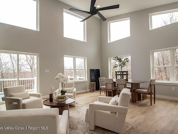 5th image of 330 Vista Maria Road