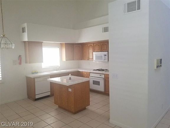 5th image of 5070 Tara Ave Unit 116