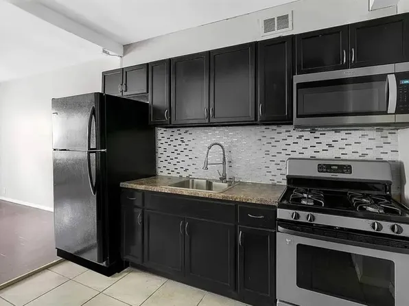 3 Fordham Hill Oval image 6 of 11